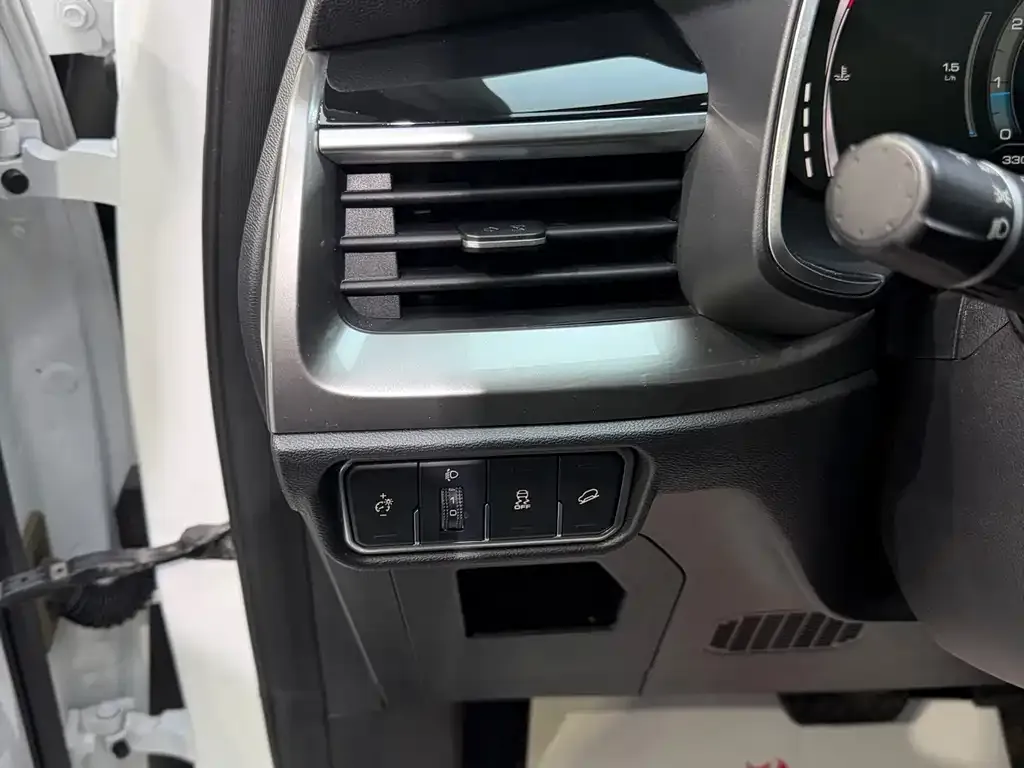 Haval H6 — фото 10
