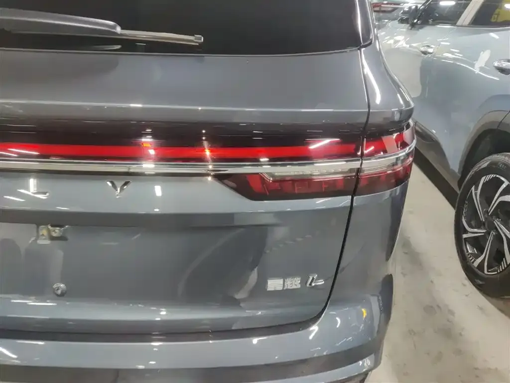 Geely Xingyue L — фото 10