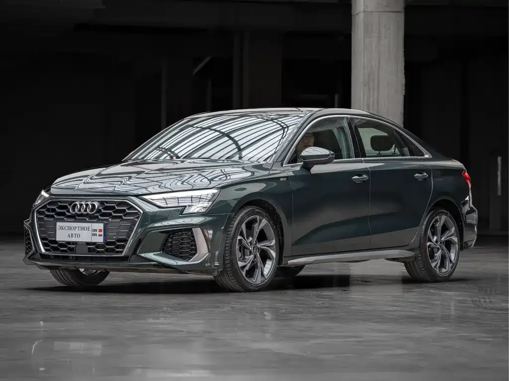 Audi A3 — фото 1