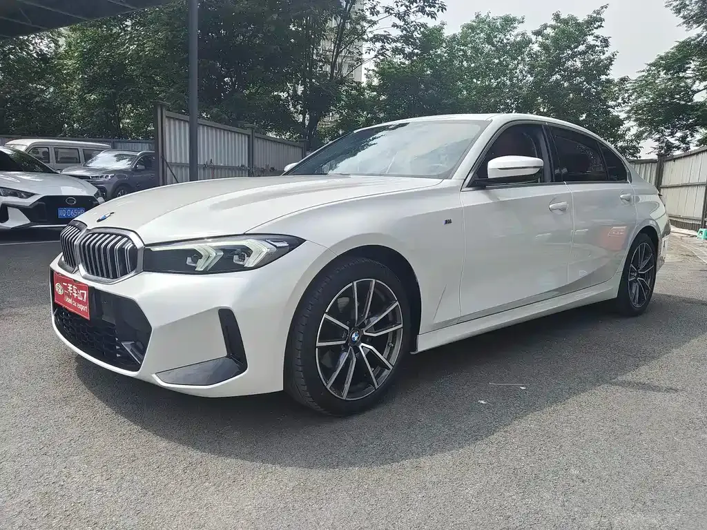 BMW 3 Series — фото 1