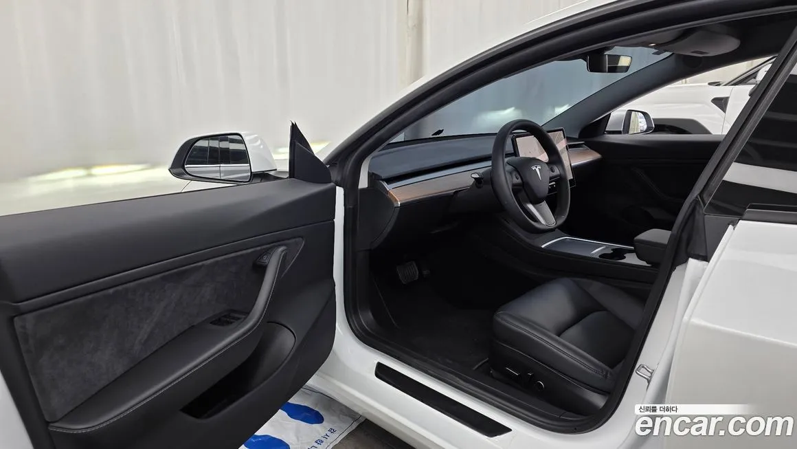 Tesla Model 3 — фото 2
