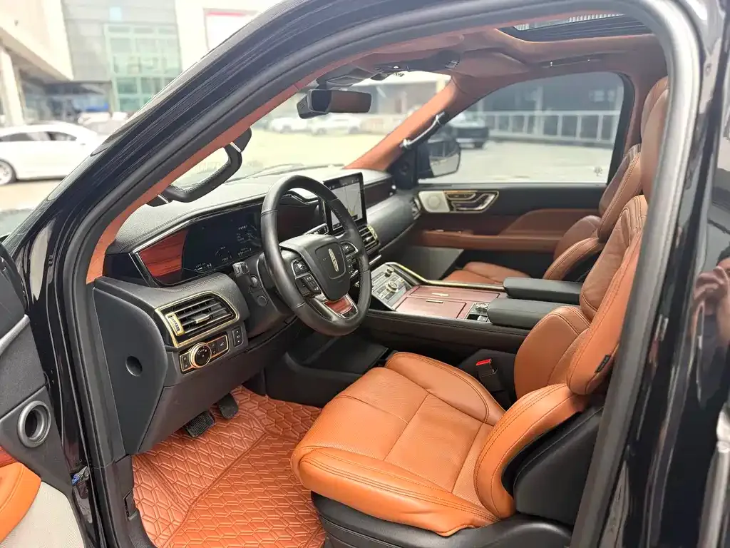 Lincoln Navigator 2021 из CN, фото 7