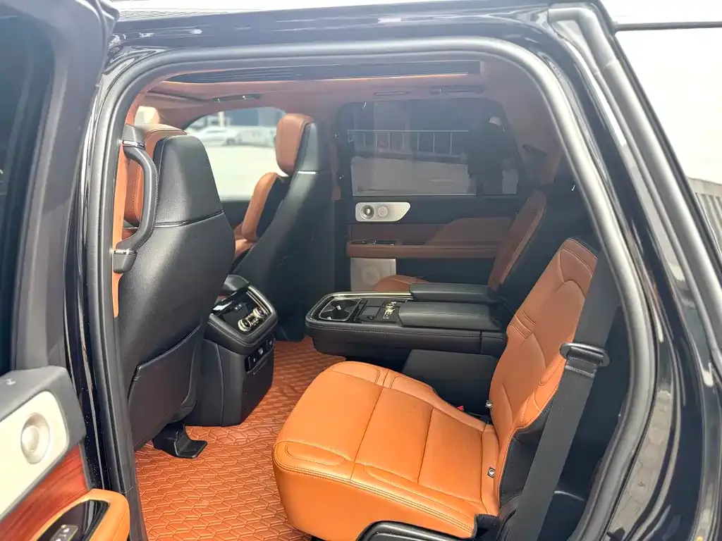 Lincoln Navigator 2021 из CN, фото 3