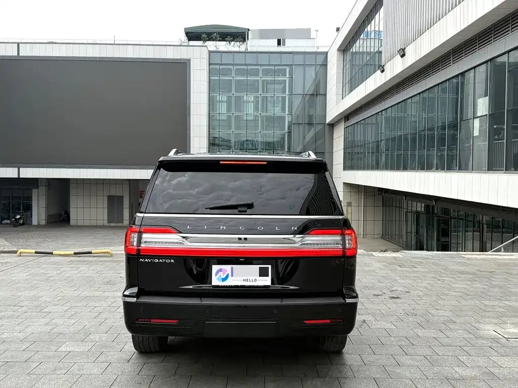 Lincoln Navigator 2021 из CN, фото 2
