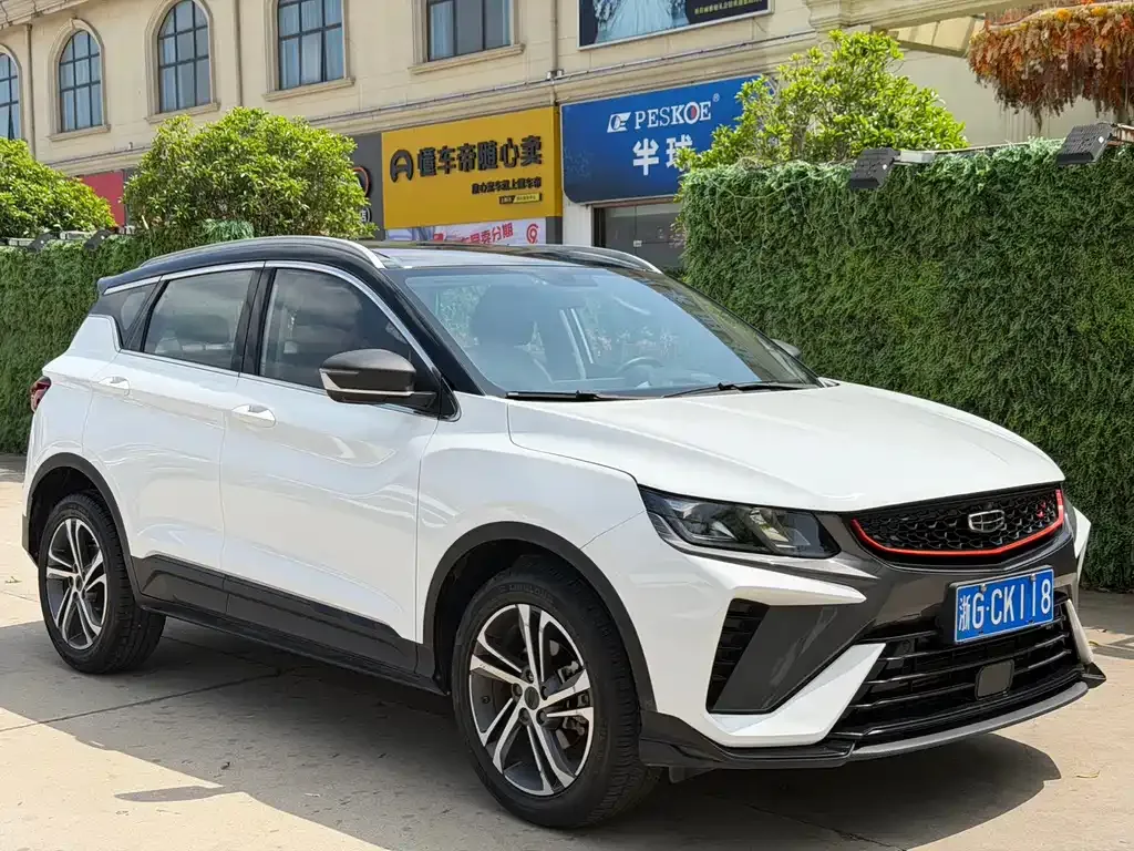 Geely Binyue — фото 10