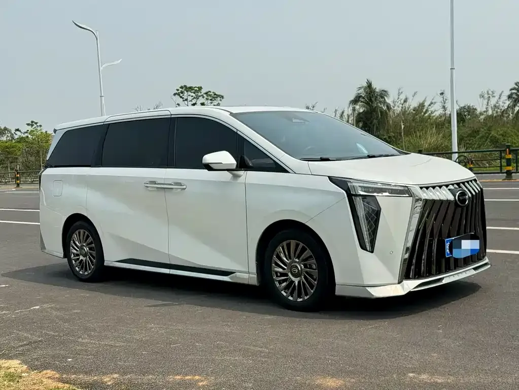 GAC Motor Trumpchi M8 — фото 9