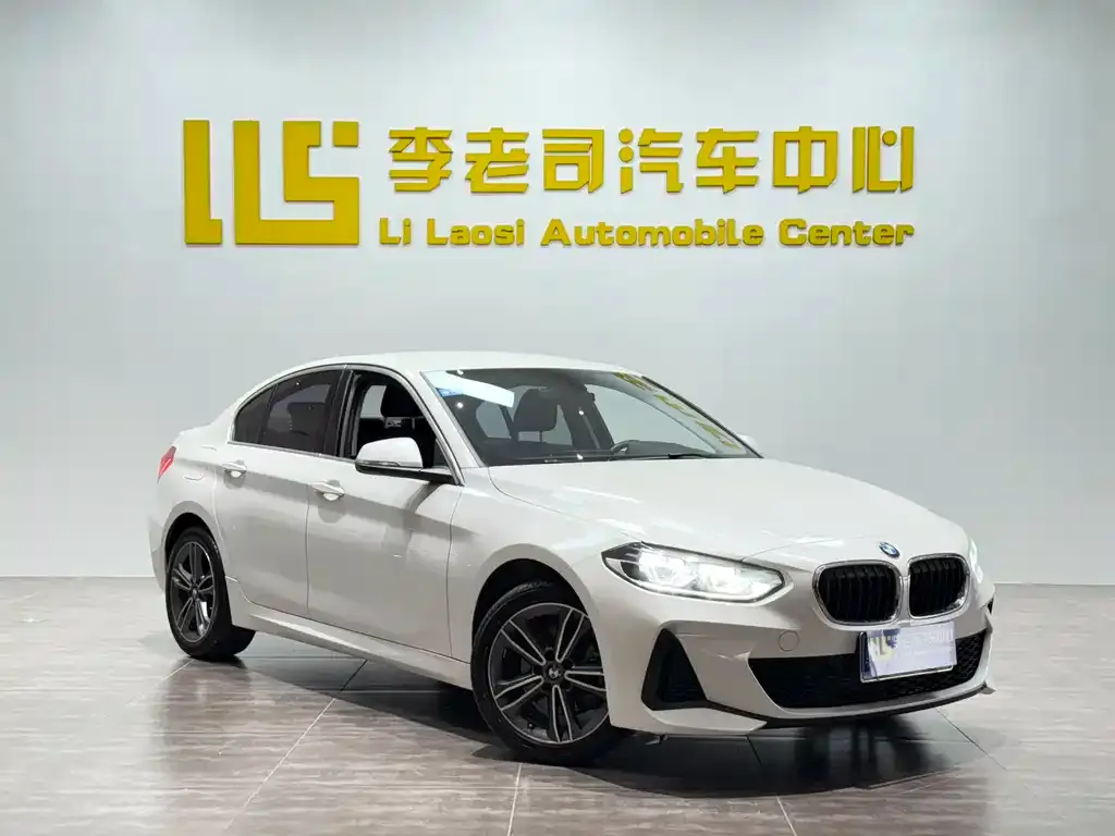 BMW 1 Series 2021 из CN, фото 10