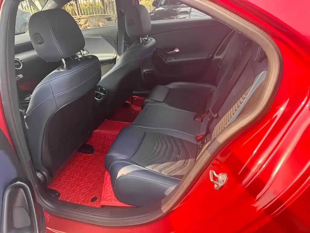 Mercedes-Benz A-Class 2021 из CN, фото 2