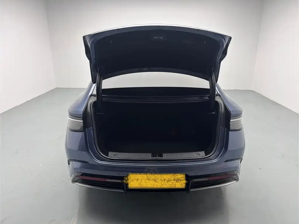 BYD Seal — фото 6