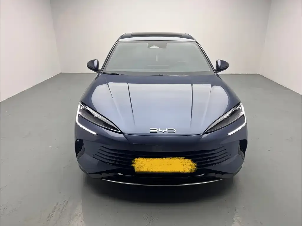 BYD Seal — фото 2