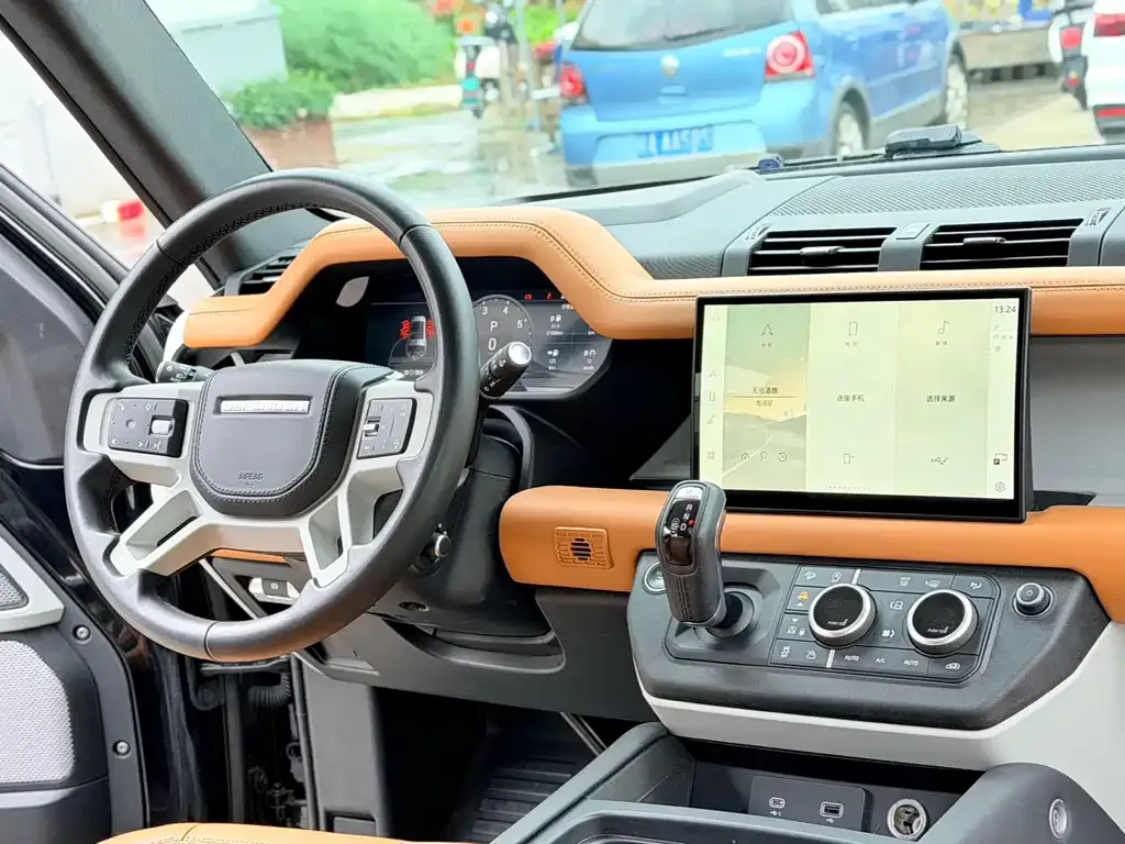 Land Rover Defender — фото 5