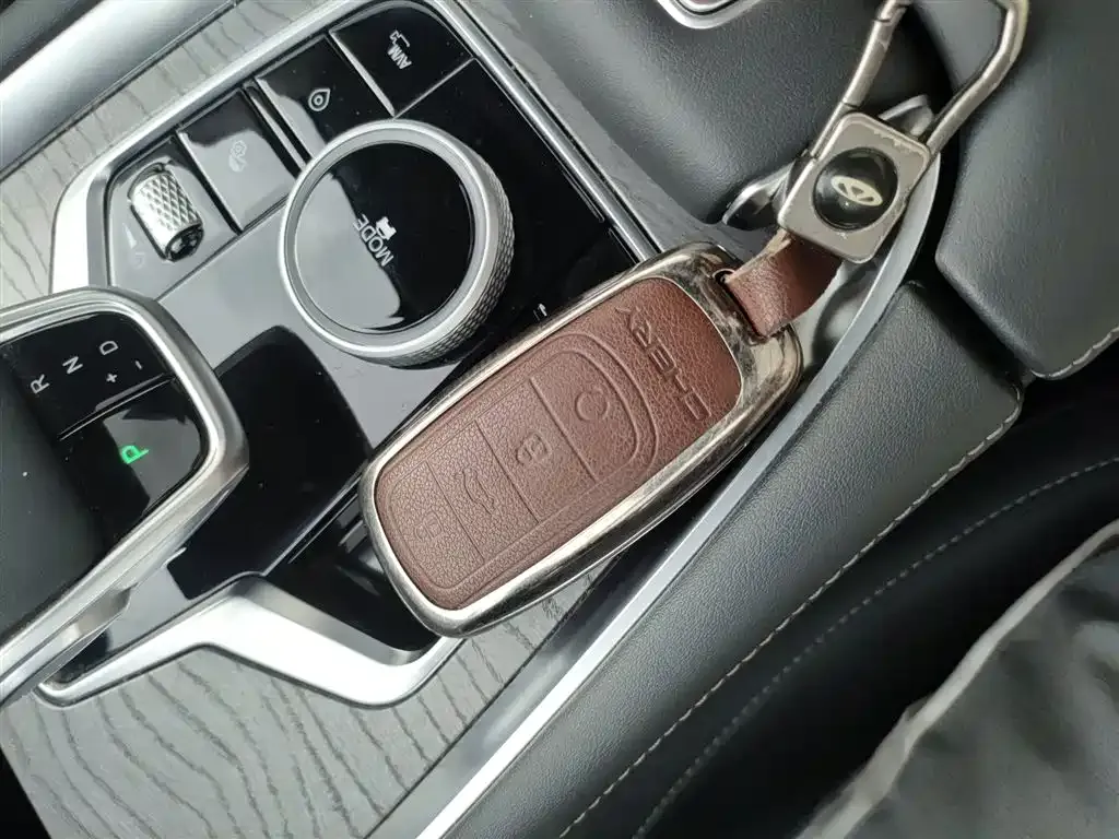 Chery Tiggo 8 PRO — фото 10