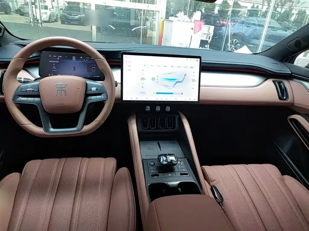 BYD L EV 2025 из CN, фото 10