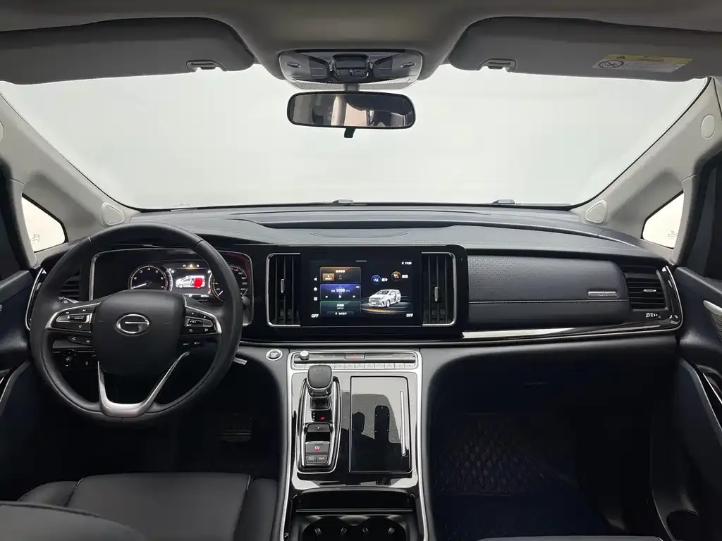 GAC Motor Trumpchi M8 — фото 4