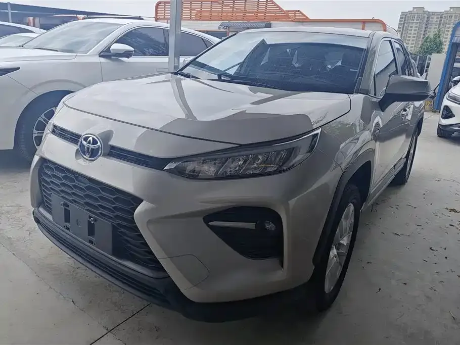 Toyota Wildlander — фото 1