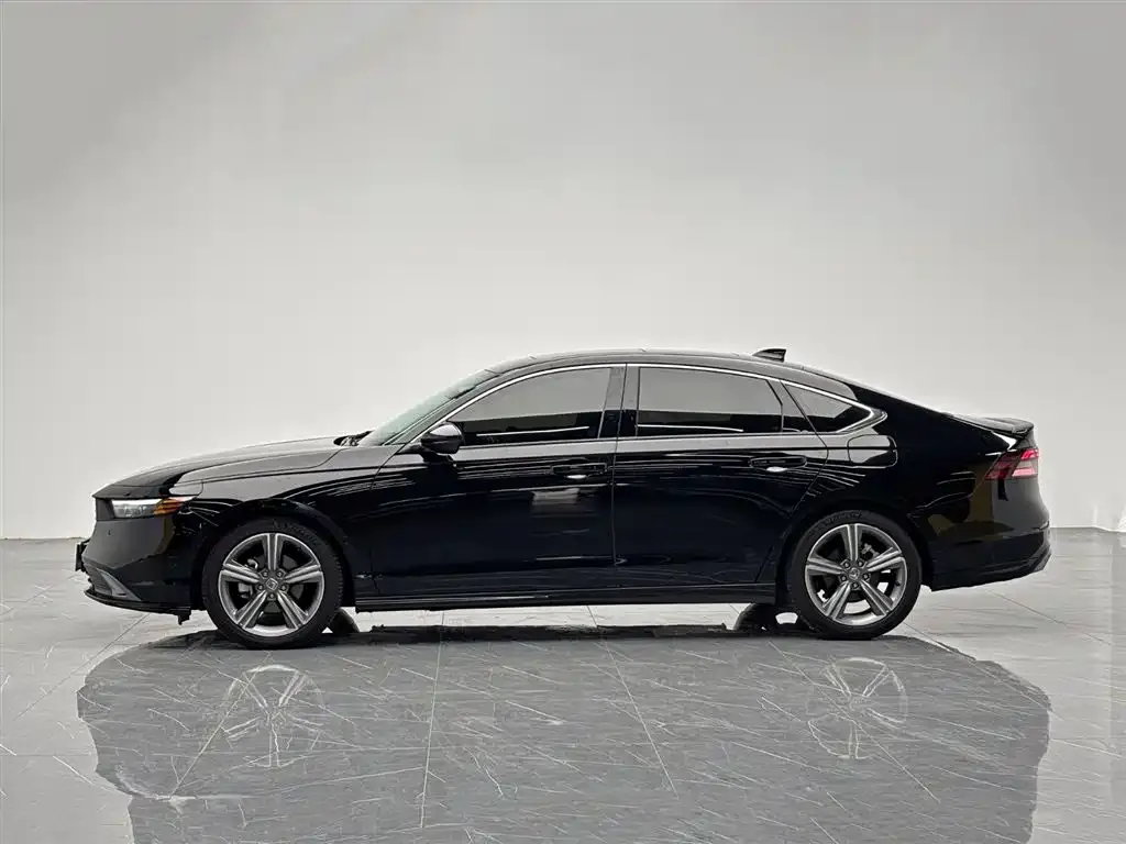 Honda Accord — фото 3