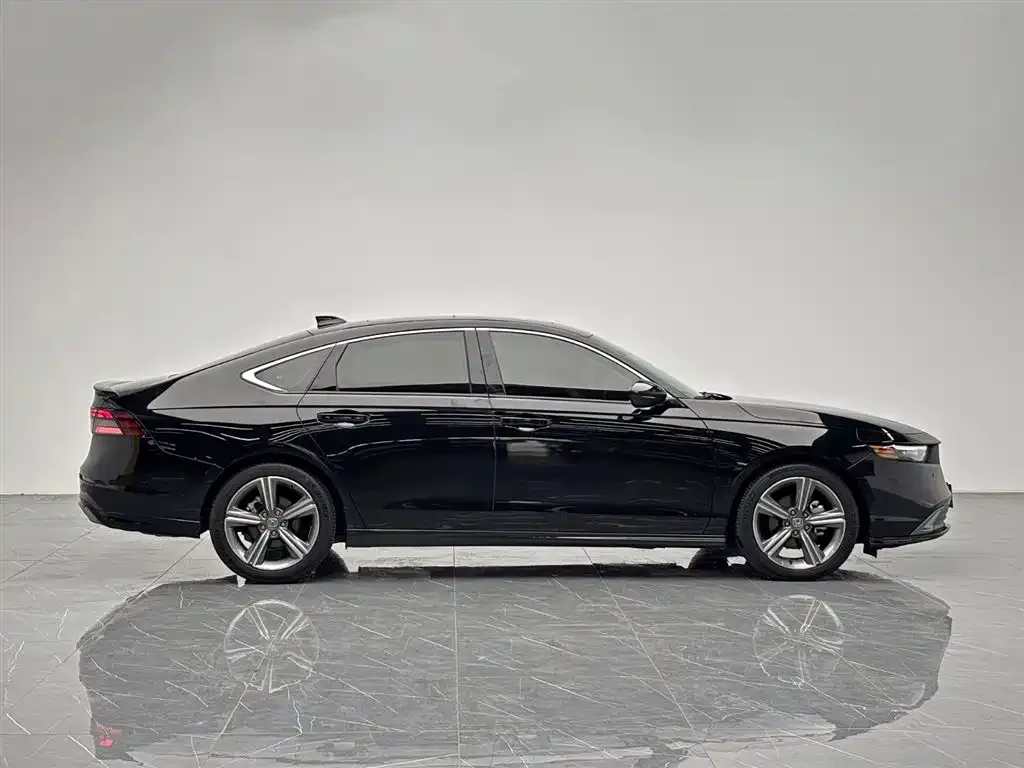 Honda Accord — фото 5