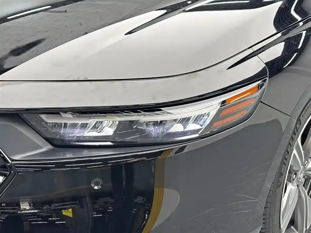 Honda Accord — фото 8