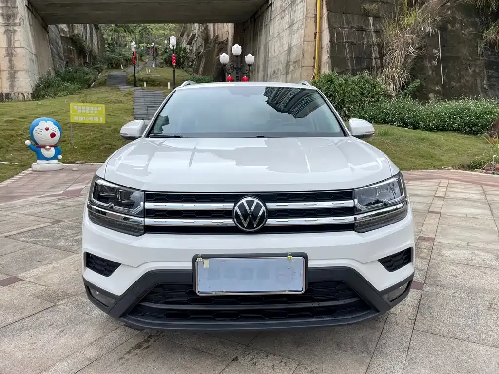 Volkswagen Tharu — фото 3