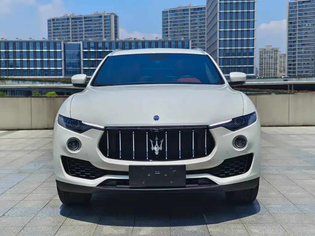 Maserati Levante — фото 2