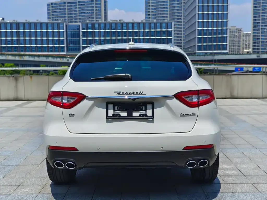 Maserati Levante — фото 3