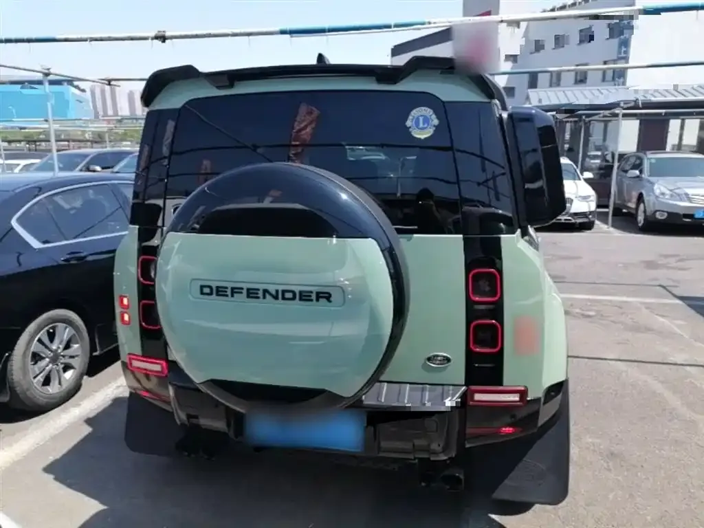 Land Rover Defender — фото 3