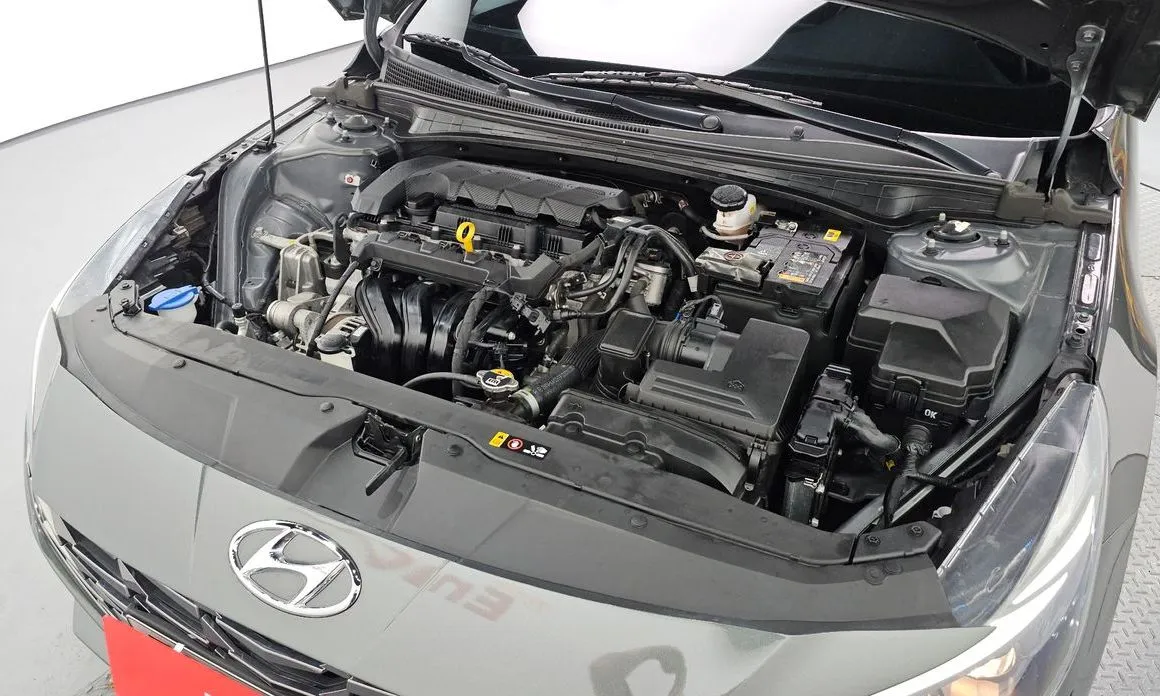 Hyundai AVANTE — фото 8