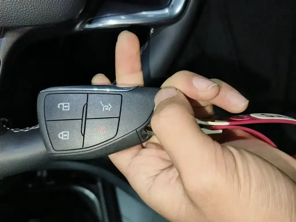 Buick Envision Plus — фото 6