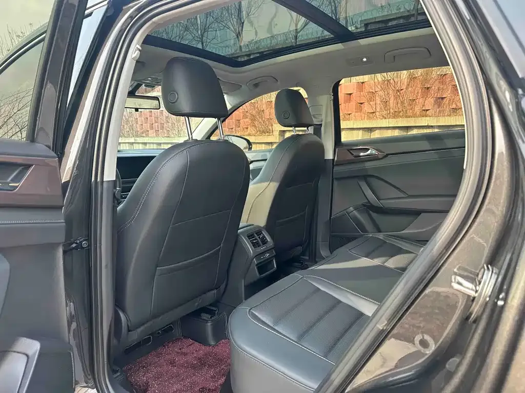 Volkswagen Tharu 2022 из CN, фото 2