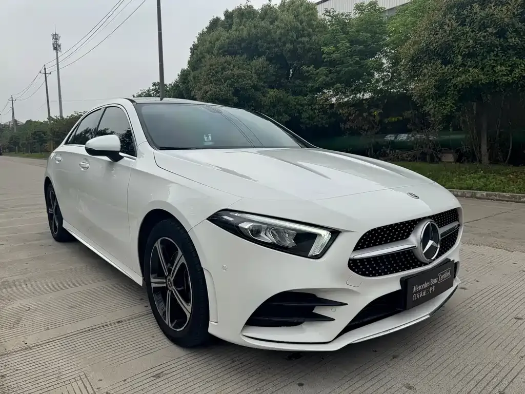 Mercedes-Benz A-Class 2023 из CN, фото 7