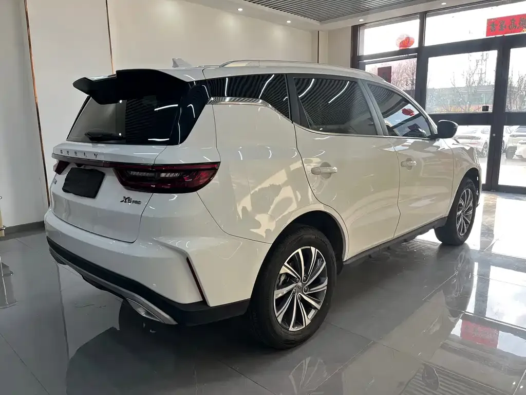 Geely Vision X6 — фото 8