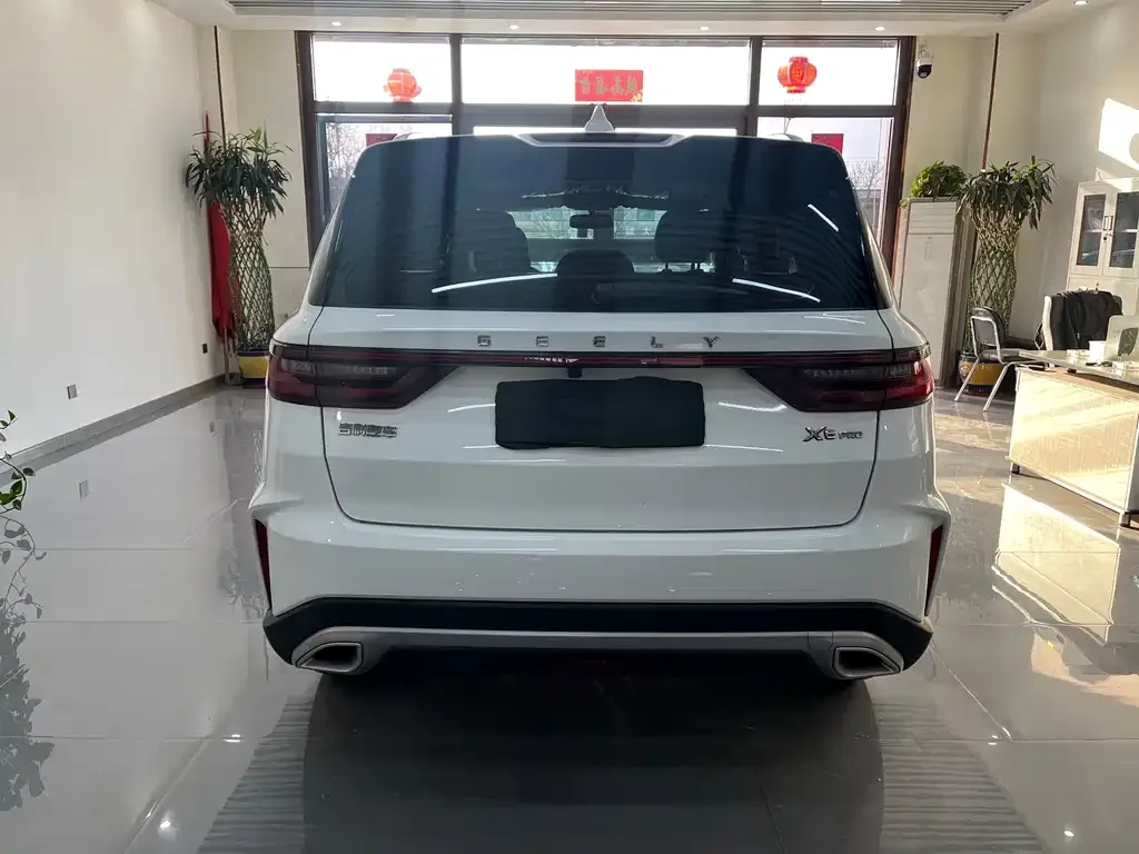 Geely Vision X6 — фото 9