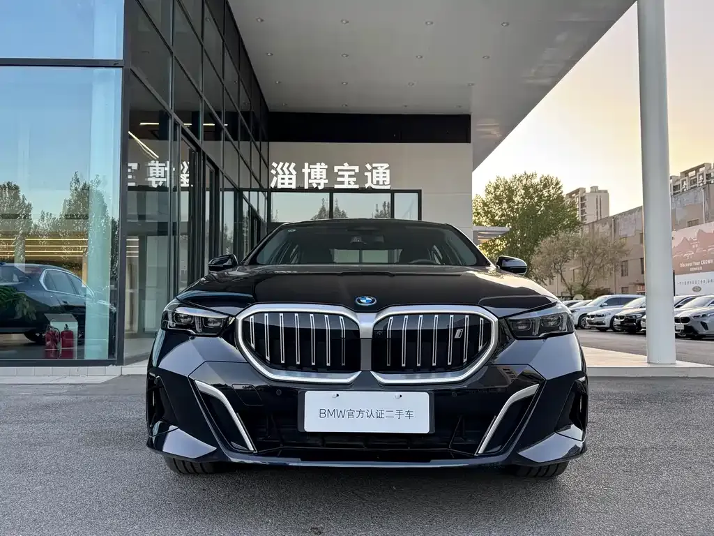 BMW i5 2025 из CN, фото 7