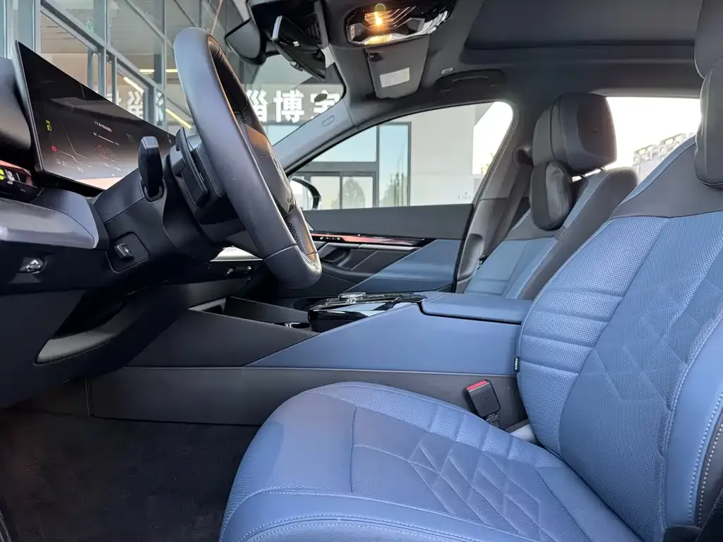 BMW i5 2025 из CN, фото 10