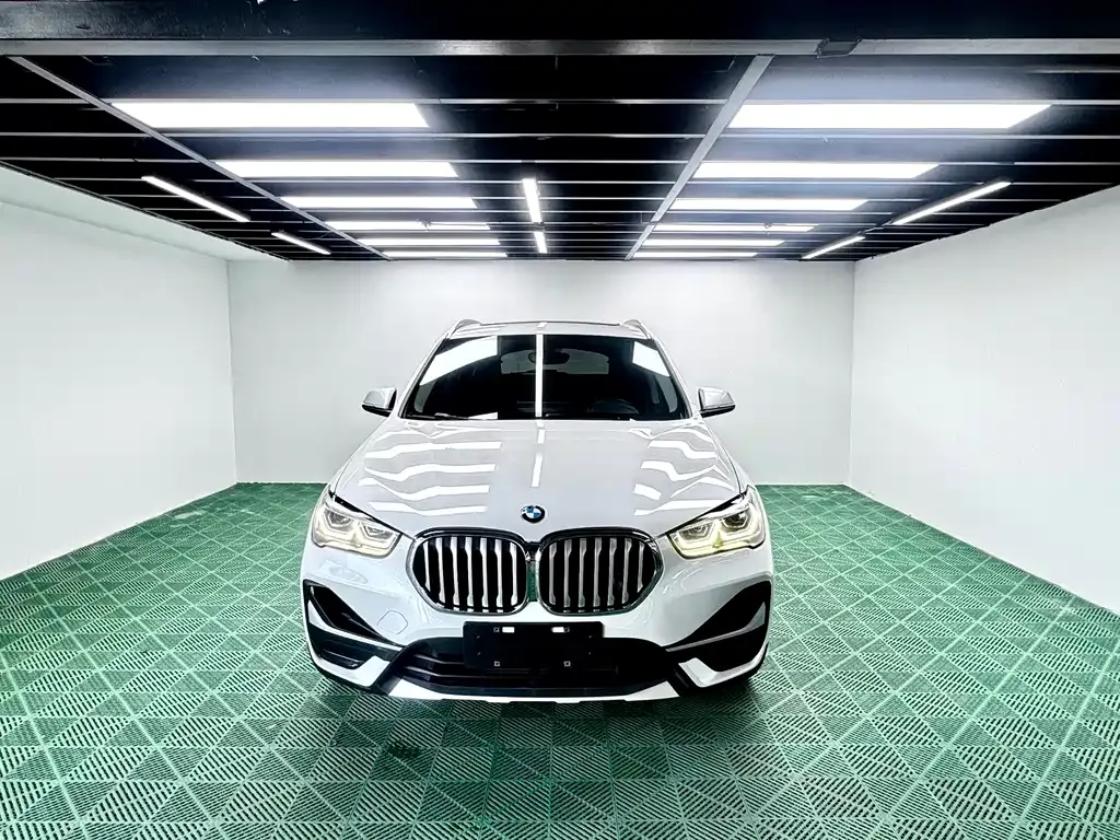 BMW X1 — фото 6