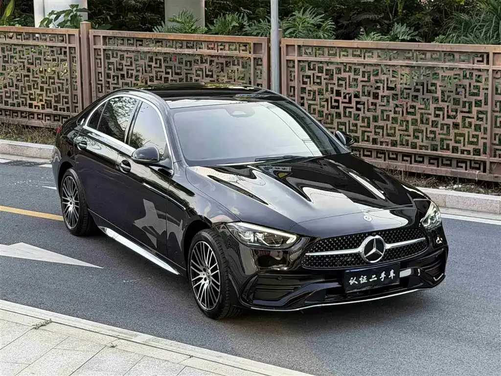 Mercedes-Benz C-Class — фото 1