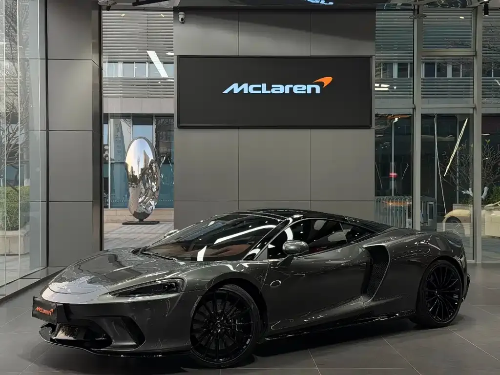 McLaren GT — фото 1