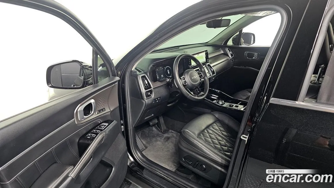 Kia Sorento — фото 10