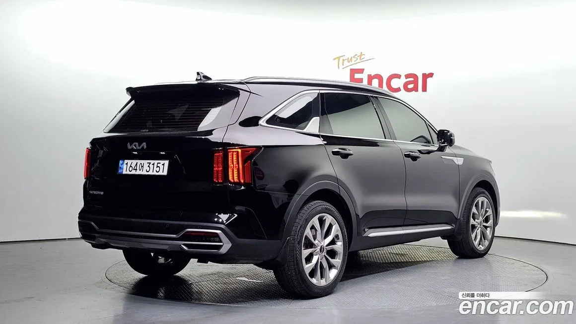 Kia Sorento — фото 3
