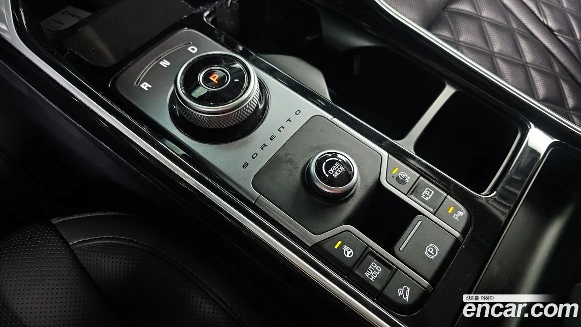 Kia Sorento — фото 4