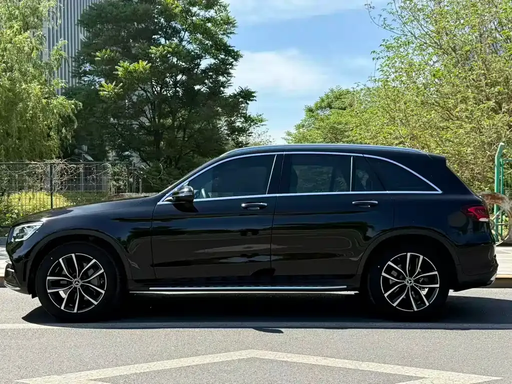 Mercedes-Benz GLC — фото 10