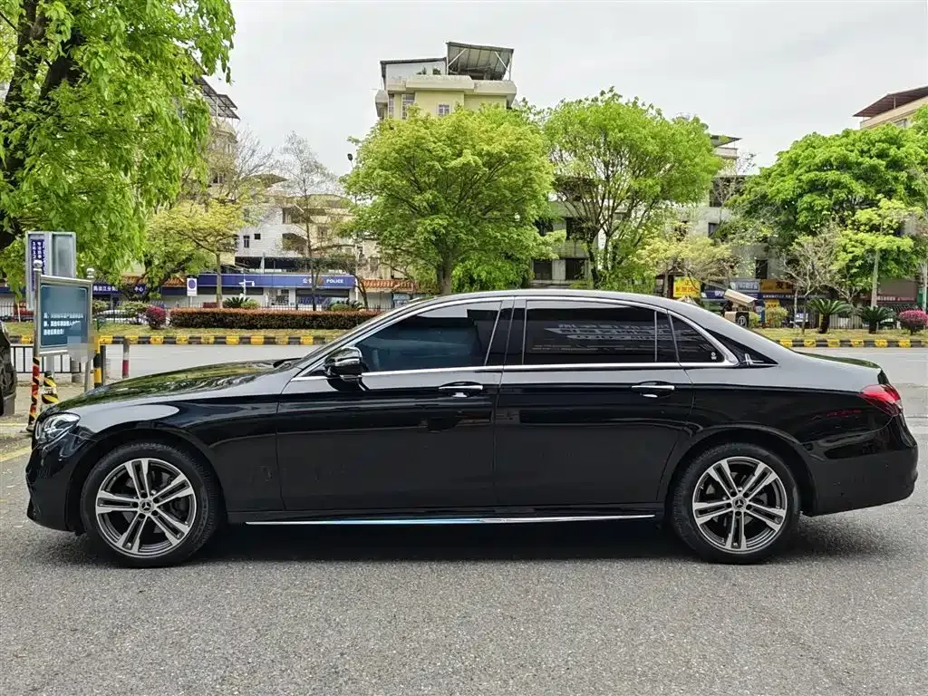 Mercedes-Benz E-Class 2022 из CN, фото 10