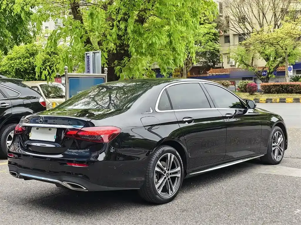 Mercedes-Benz E-Class 2022 из CN, фото 8