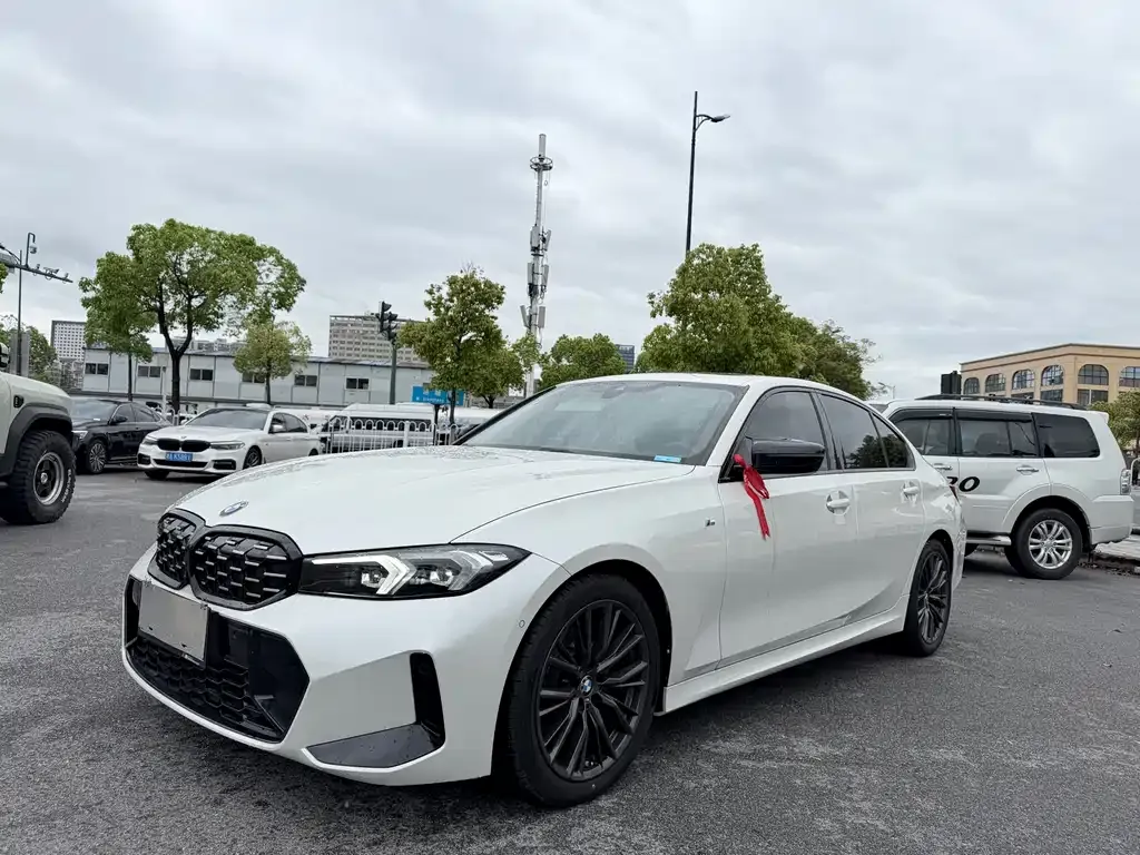 BMW 3 Series — фото 1