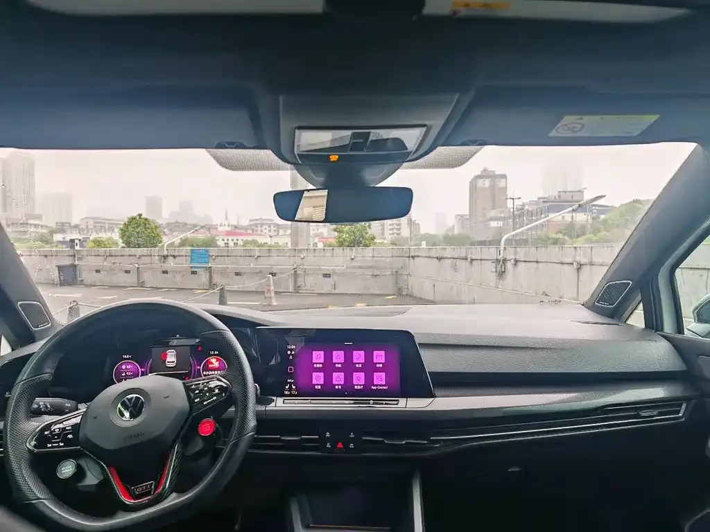 Volkswagen Golf GTI 2023 из CN, фото 4