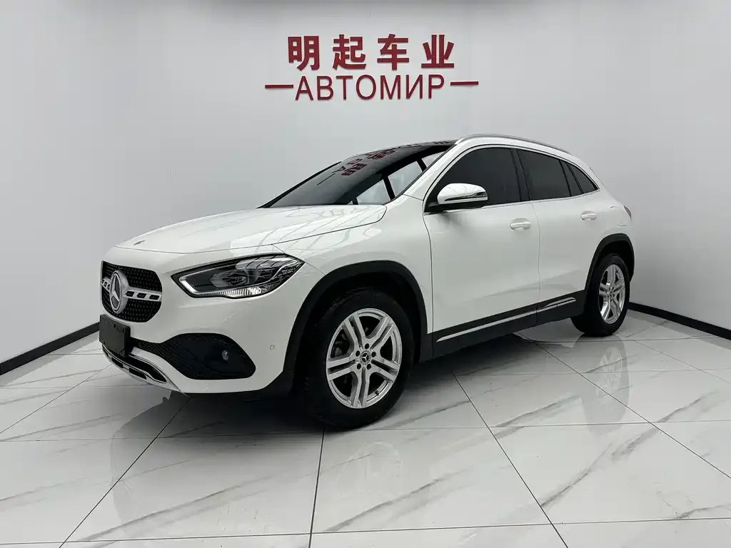 Mercedes-Benz GLA
