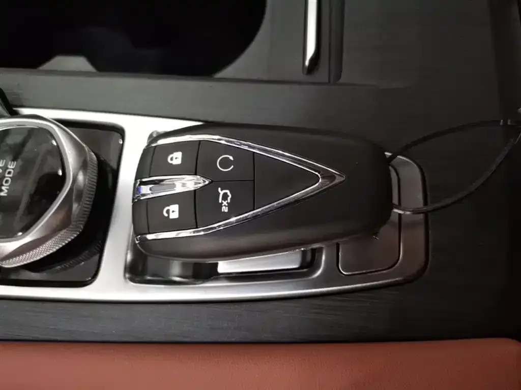 Changan CS75PLUS — фото 2