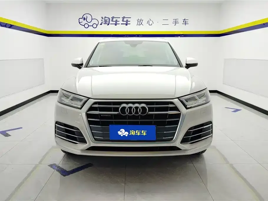 Audi Q5L 2021 из CN, фото 3