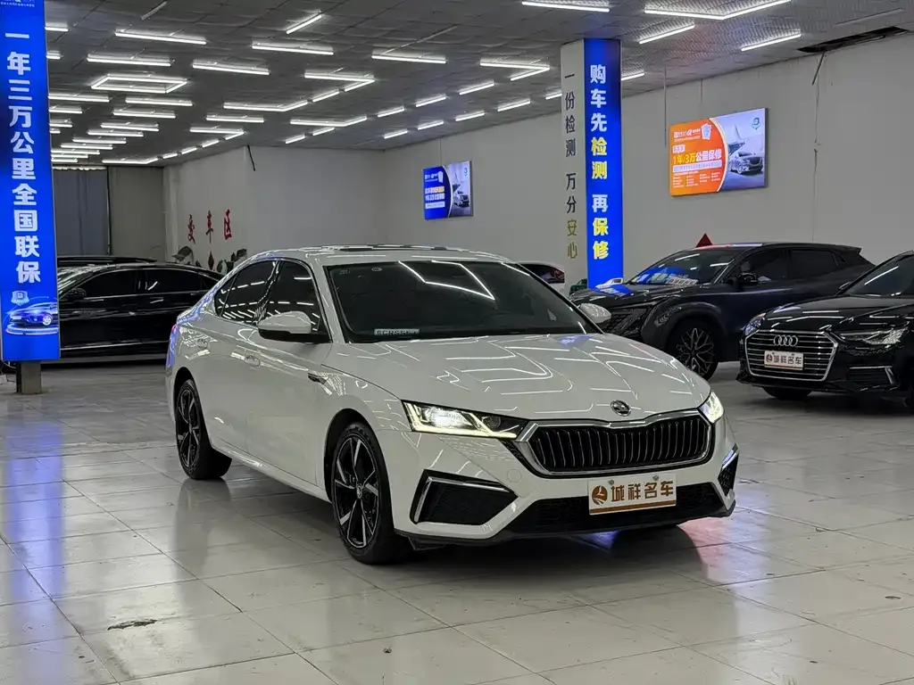 Skoda Octavia 2022 из CN, фото 7