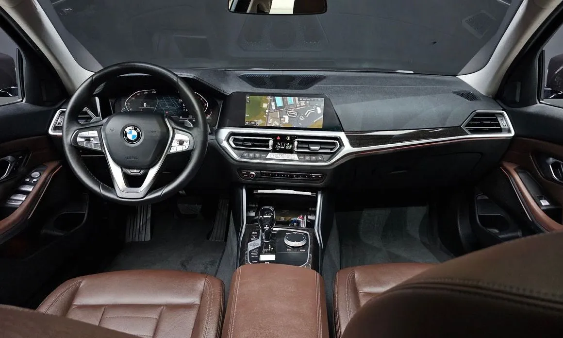 BMW 3-Series 2021 из KR, фото 10